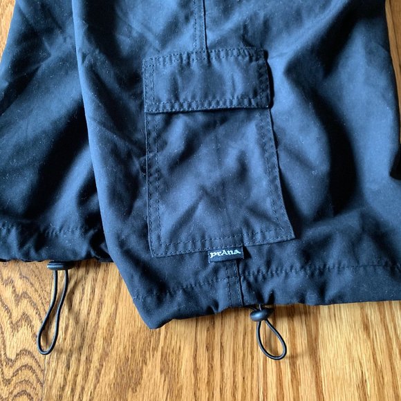 "Prana" black biking capris, EUC, Large - Picture 16 of 16